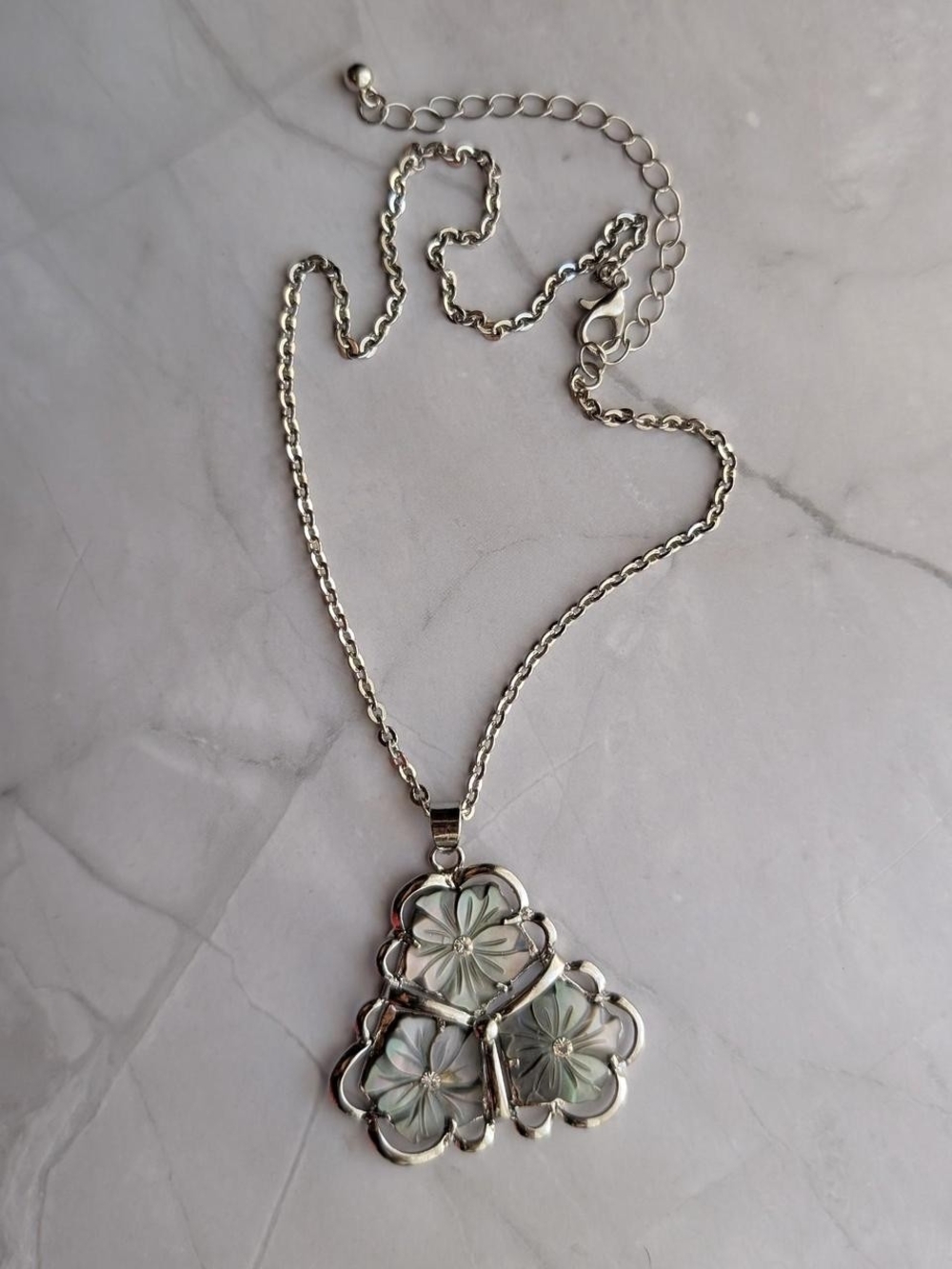 Silver Floral Pendant Necklace with Mother of Pearl Flowers